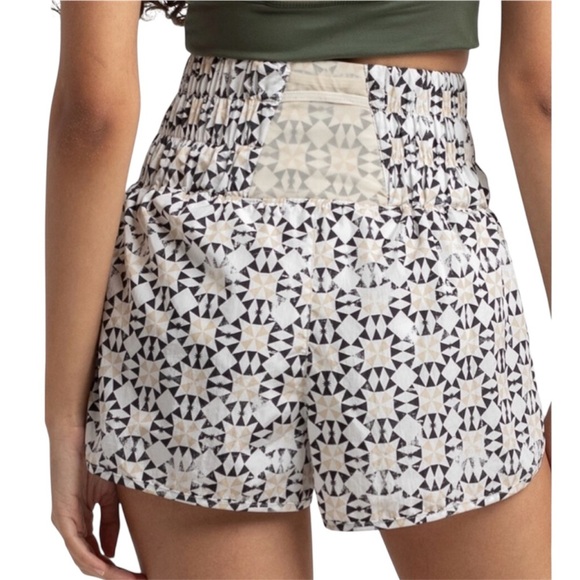 Free People Pants - Free People The Way Home Printed Shorts XS Trance Print